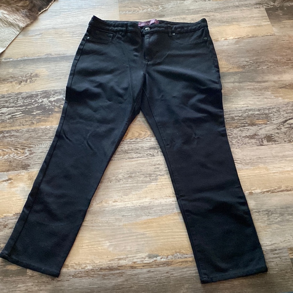 Gently worn black skinny jeans